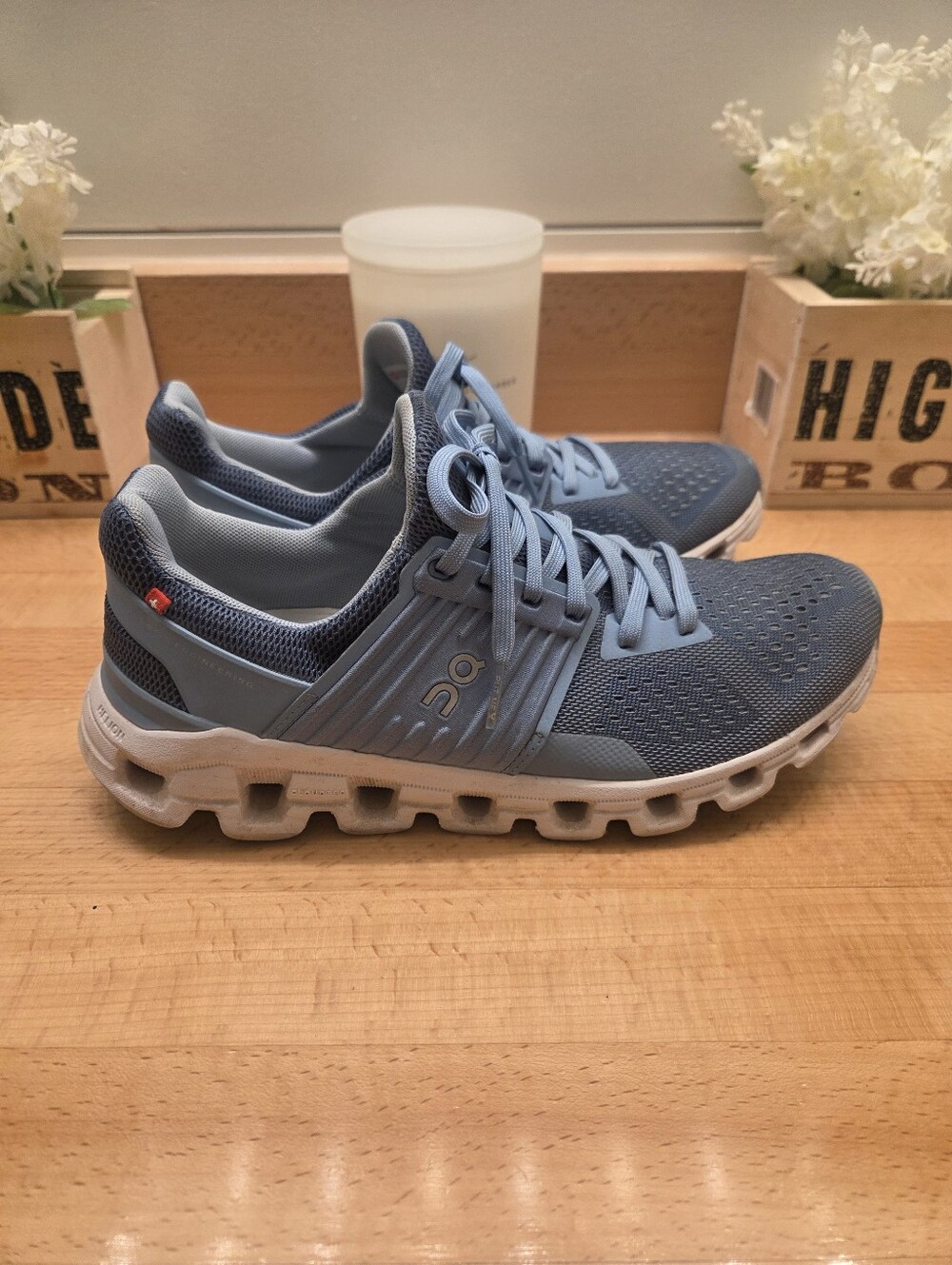 On Cloudswift Running Shoes Light Blue (Lake/Sky) Women's Size 8